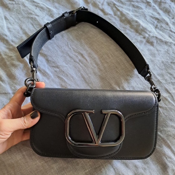 Gift - Picture 3 of 5